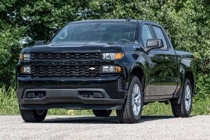 Chevrolet Silverado 1500 Lowering Shackles - Rear - Rough Country - 1-1.5 Inch - '19-'24